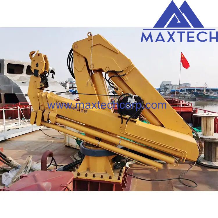 MAXTECH Launches Revolutionary Marine Crane, Redefining Industry Standards