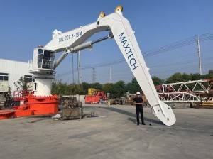 Electric & Hydraulic Foldable Boom: Ship Deck Crane with 30T @ 5m and 20T @ 15m Lifting Specifications