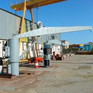 100 ton Lifting Capacity Cylinder Luffing Marine Cranes for Efficient Loading and Unloading of Containers and Bulk Cargo