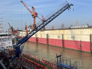 ship deck crane